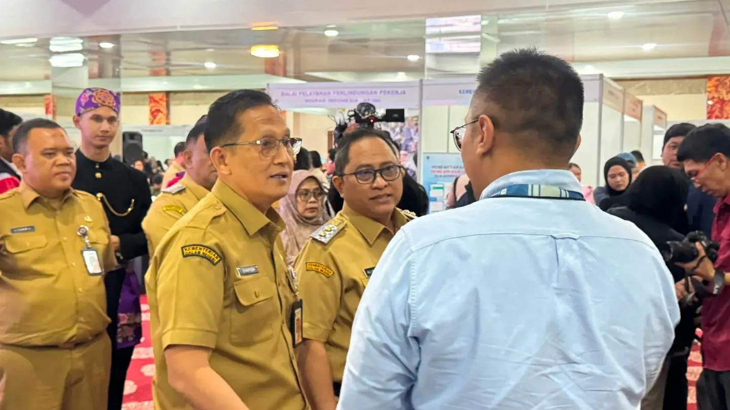 Pelayanan dan kegiatan ketenagakerjaan Disnaker Kabupaten Sijunjung